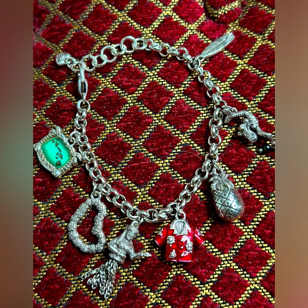 Brighton HAWAII State Charm Bracelet 7 Charms: Lei Surfboard Very Gently Loved